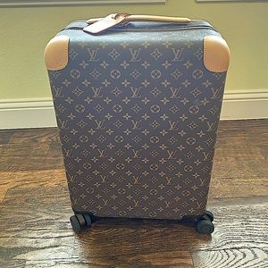 Louis Vuitton Horizon 55